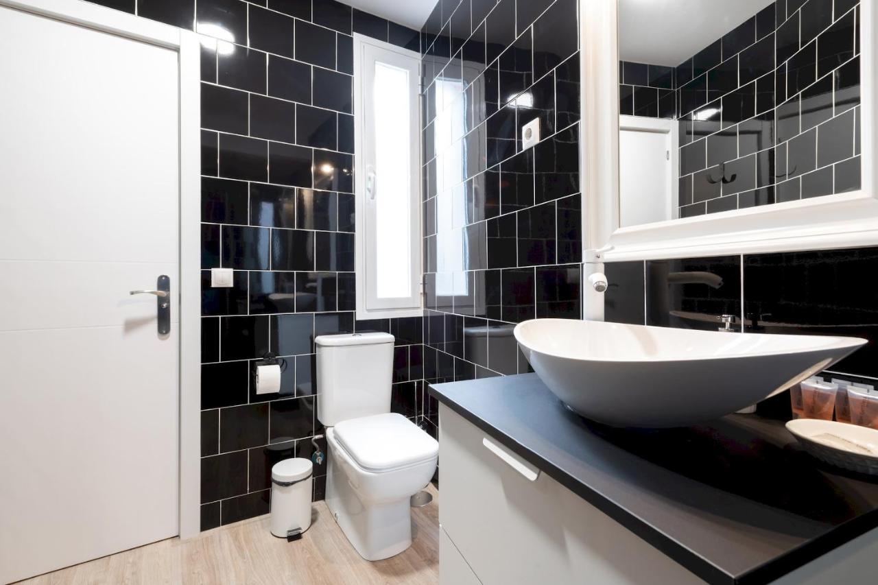 3 Bedrooms 1 Bathroom Furnished - Lavapies- Mintystay Мадрид Экстерьер фото